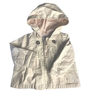 Zara 6/9M raincoat/spring/fall coat w lining EUC